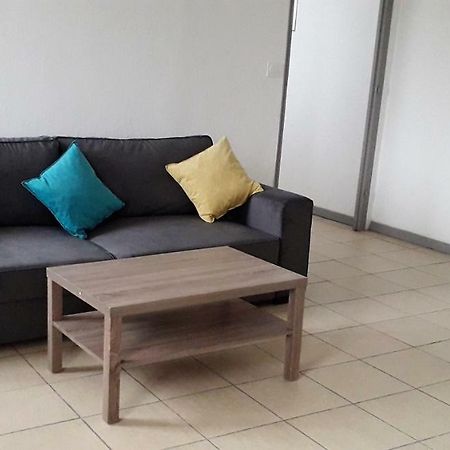 Appart Comme Chez Soi Pusignan Luaran gambar