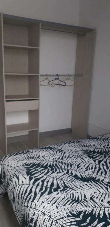 Appart Comme Chez Soi Pusignan Luaran gambar